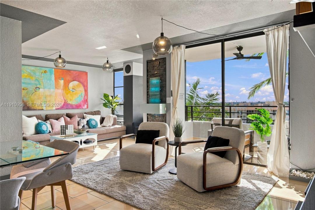 500 Three Islands Blvd 308, Hallandale Beach, Florida 33009, Stati Uniti