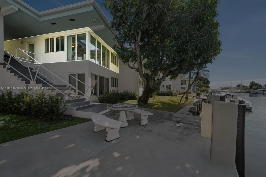 180 Isle Of Venice Dr 208, Fort Lauderdale, פלורידה 33301, ארצות הברית של אמריקה