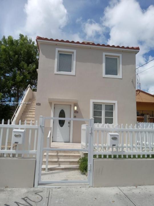 243 SW 10th Ave, Miami, فلوريدا 33130, الولايات المتحدة