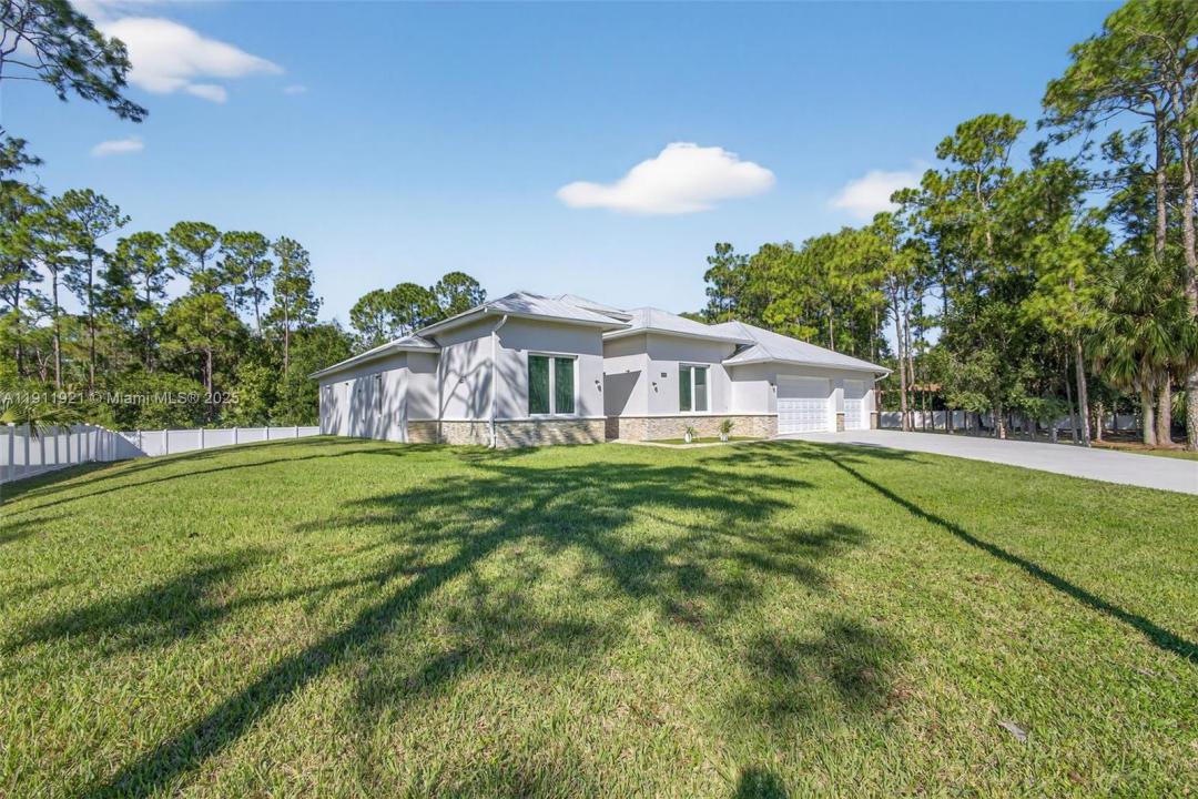 18369 Mellen Ln, Jupiter, Florida 33478