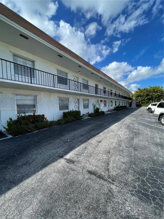 227 Castlewood Dr 102, North Palm Beach, Flórida 33408, Estados Unidos