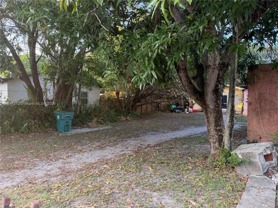 253 NW 46th St, Miami, فلوريدا 33127, الولايات المتحدة