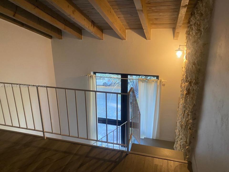 24 Calabria Ave 10, Coral Gables, Flórida 33134, Estados Unidos