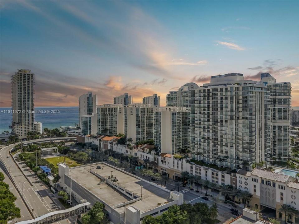 300 Sunny Isles Blvd 4-905, Sunny Isles Beach, Florida 33160, HOA KỲ