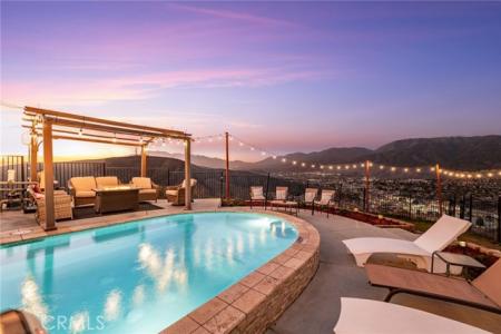 Ridge Line, San Bernardino, Калифорния 92407, Соединенные Штаты