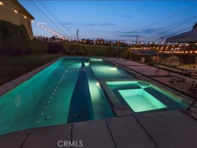 RECORD, East Los Angeles, California 90023, Estados Unidos