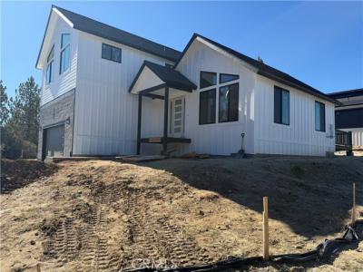 Tanglewood Drive, Big Bear City, カリフォルニア 92314, アメリカ合衆国