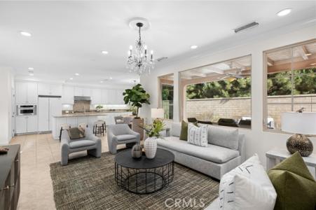 Lupari, Irvine, Californie 92618, États-Unis