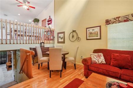 11 College Hill Road 4A, Warwick, Rhode Island 02886, USA