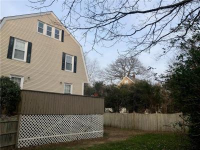 31 Bayside Avenue 4, Newport, רוד איילנד 02840, ארצות הברית של אמריקה