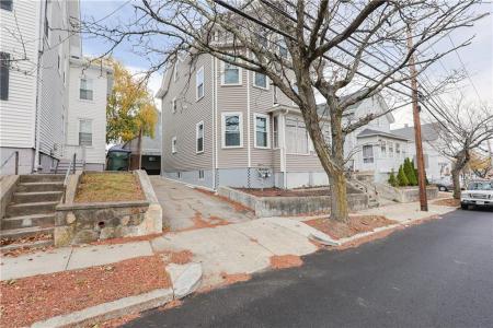 214 Silver Spring Street, Providence, Rhode Island 02904, USA