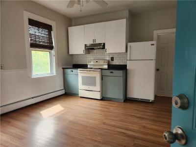 37 Prospect Street 2, Bristol, Rhode Island 02809