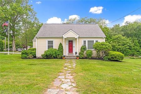 33 Upland Way, Barrington, Rhode Island 02806, États-Unis