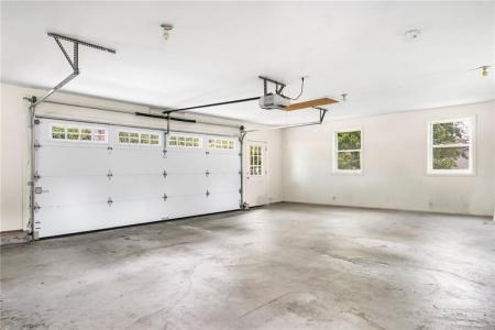 33 Upland Way, Barrington, Rhode Island 02806, États-Unis