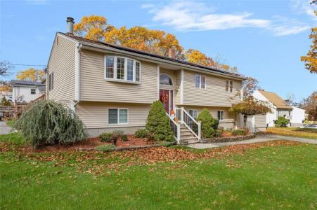 94 Hines Road, Cumberland, Rhode Island 02864, USA