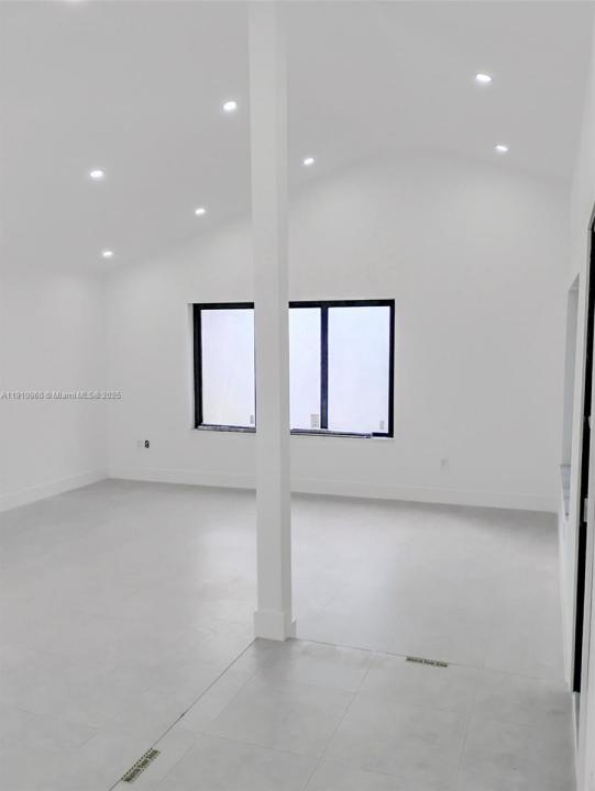 20615 NE 9th Ct, Miami, Florida 33179, HOA KỲ