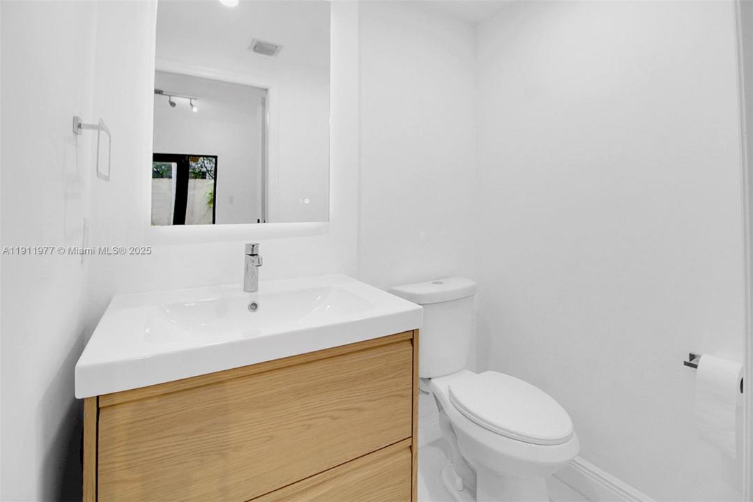 3204 Bird Ave 119, Miami, Floride 33133, États-Unis