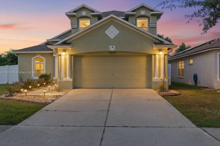 12502 LAKE VISTA DR, Tampa, Florida 33534, USA