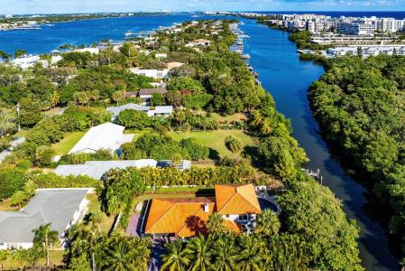 359 E Ocean Avenue, HYPOLUXO ISLAND, Lantana, Florida 33462, USA