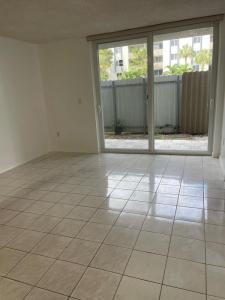 10000 NW 80th Court 2163, Hialeah Gardens, Floride 33016, États-Unis
