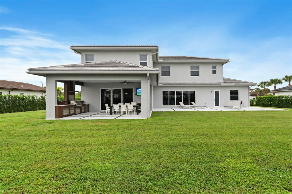 2001 Meadows Dr, Sierra Estates, Davie, Florida 33324, USA