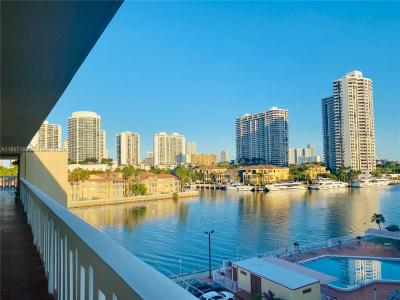 2999 Point East Dr C611, Aventura, Florida 33160, USA