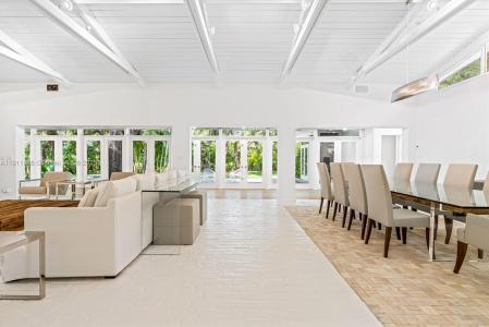 11015 Lakeside Dr, Coral Gables, Florida 33156