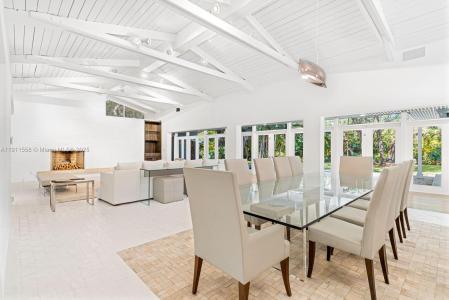 11015 Lakeside Dr, Coral Gables, Florida 33156