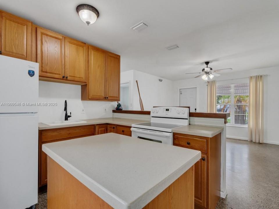 1650 5th Ave 1650, Vero Beach, Флорида 32960, Соединенные Штаты