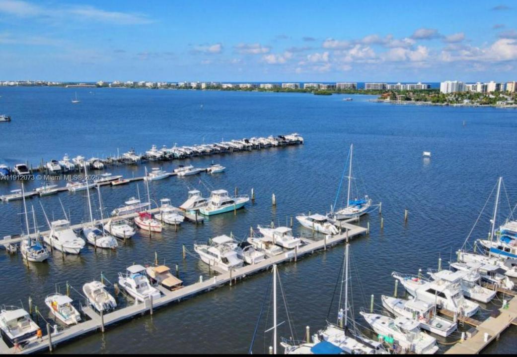 236 Moorings Dr 236, Lantana, Florida 33462