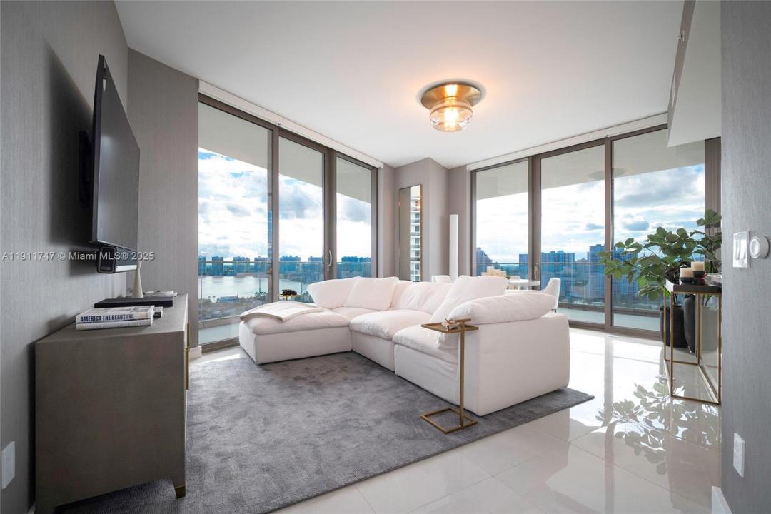 18975 Collins Ave 1705, Sunny Isles Beach, Флорида 33160, Соединенные Штаты