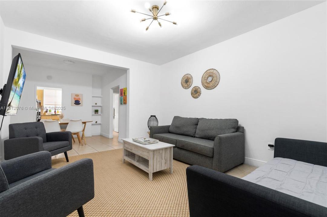 301 86th St 3, Miami Beach, 佛羅里達州 33141, 美國