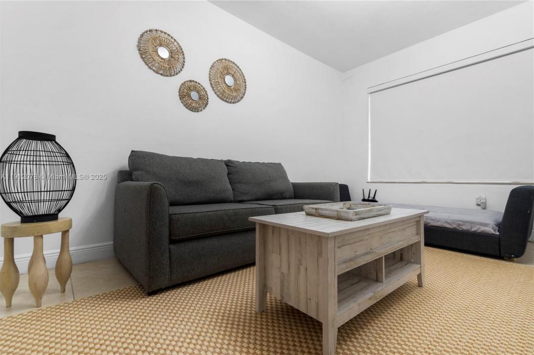 301 86th St 3, Miami Beach, 佛羅里達州 33141, 美國