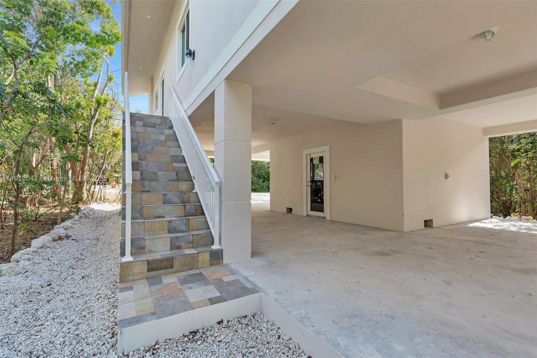 Key Largo, Florida 33037