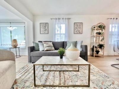 6848 N Miami Ave, Miami, Florida 33150, USA