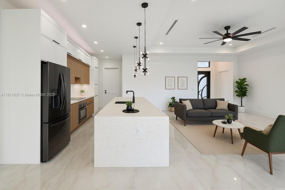 1321 NE 19TH TERRACE, Cape Coral, Florida 33909, HOA KỲ