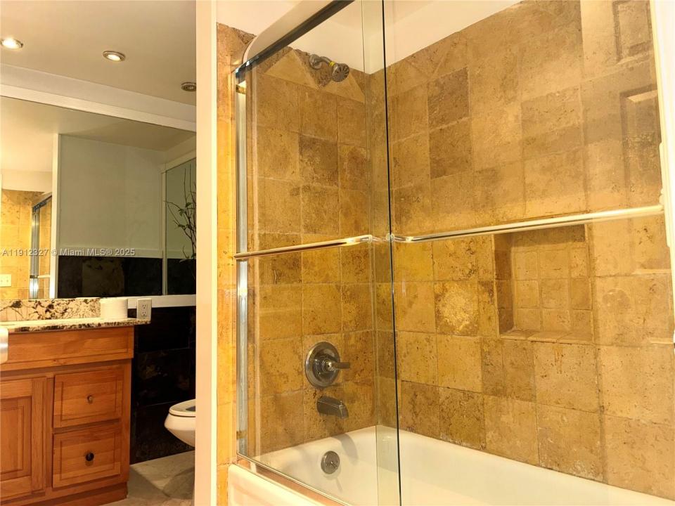 200 S Waterway Dr S 101, Lantana, Florida 33462