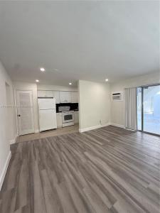 16890 NE 21st Ave 1, North Miami Beach, Florida 33162, USA