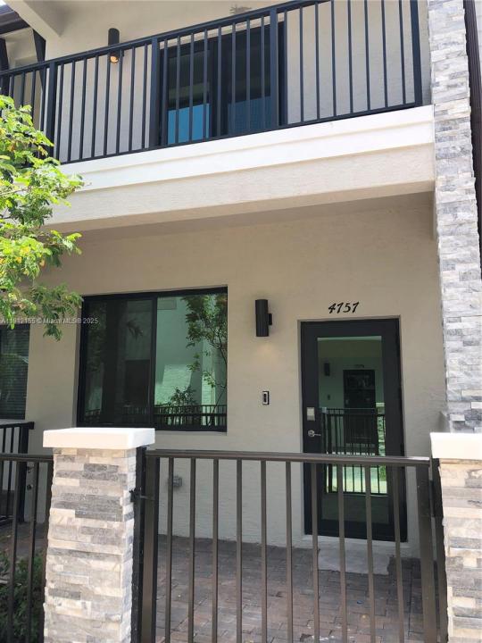 4757 NW 83 Parkway 4757, Doral, Floride 33166, États-Unis