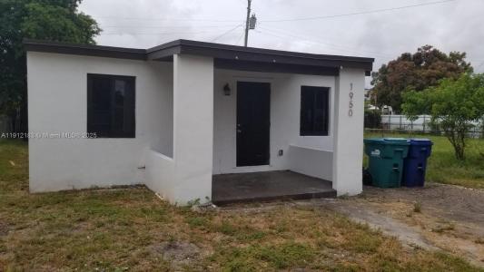 1950 Rutland St, Opa-Locka, فلوريدا 33054, الولايات المتحدة