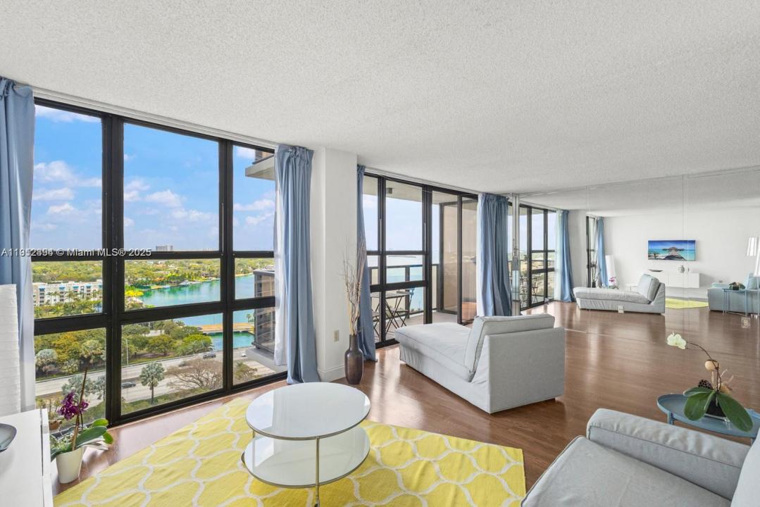 600 NE 36th St 1810, Miami, Florida 33137