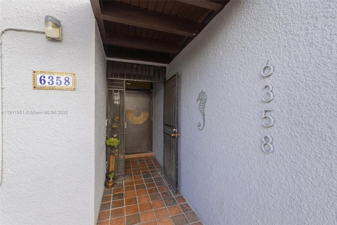 6358 Milk Wagon Ln 6358, Miami Lakes, Florida 33014, HOA KỲ