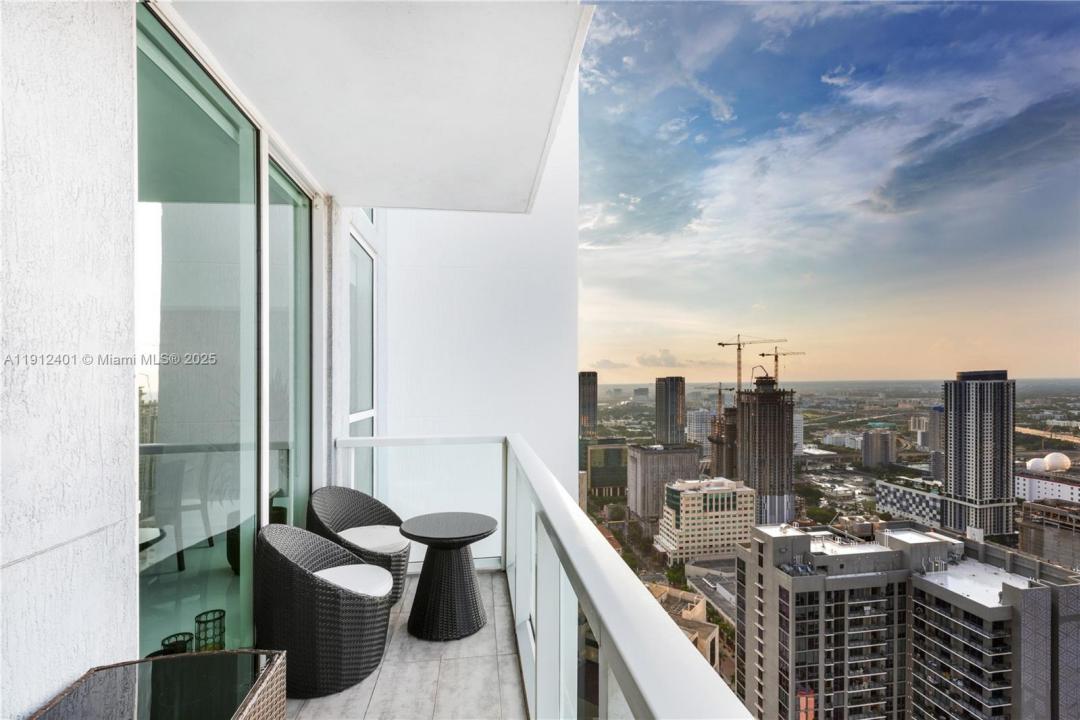 244 Biscayne Blvd 4604, Miami, Florida 33132, Stati Uniti