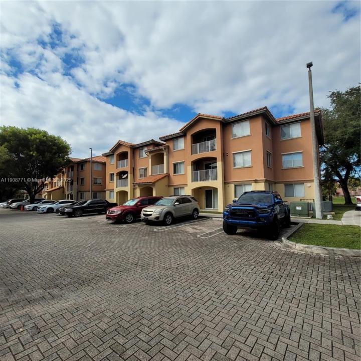 17612 NW 25th Ave 103, Miami Gardens, Florida 33056, Estados Unidos