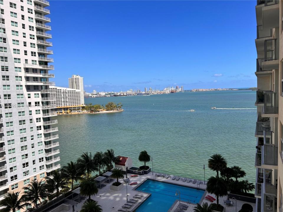 1155 BRICKELL BAY DR 1602, Miami, Florida 33131, Amerika Birleşik Devletleri