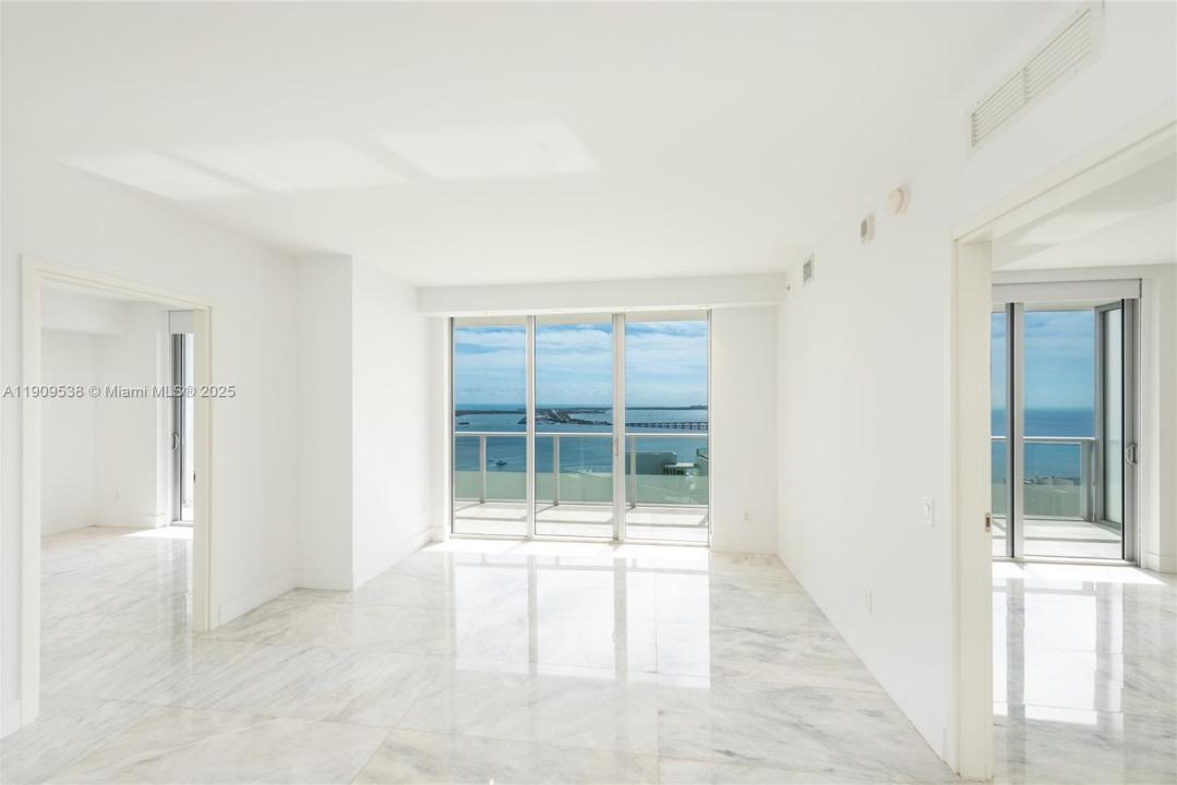 1300 Brickell Bay Dr 3203, Miami, Florida 33131, Amerika Birleşik Devletleri