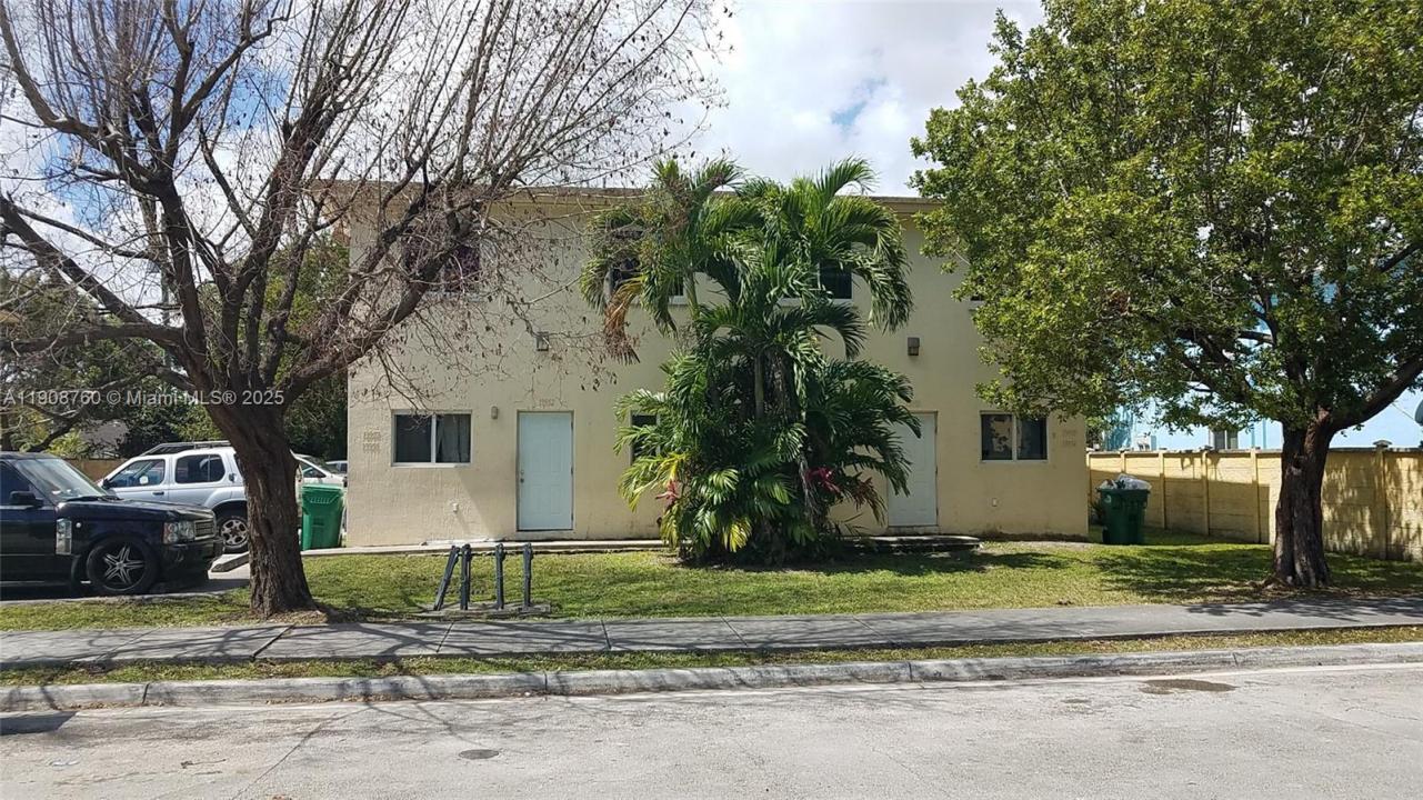 13950 NE 2nd Ave 1A, Miami, Floride 33161, États-Unis