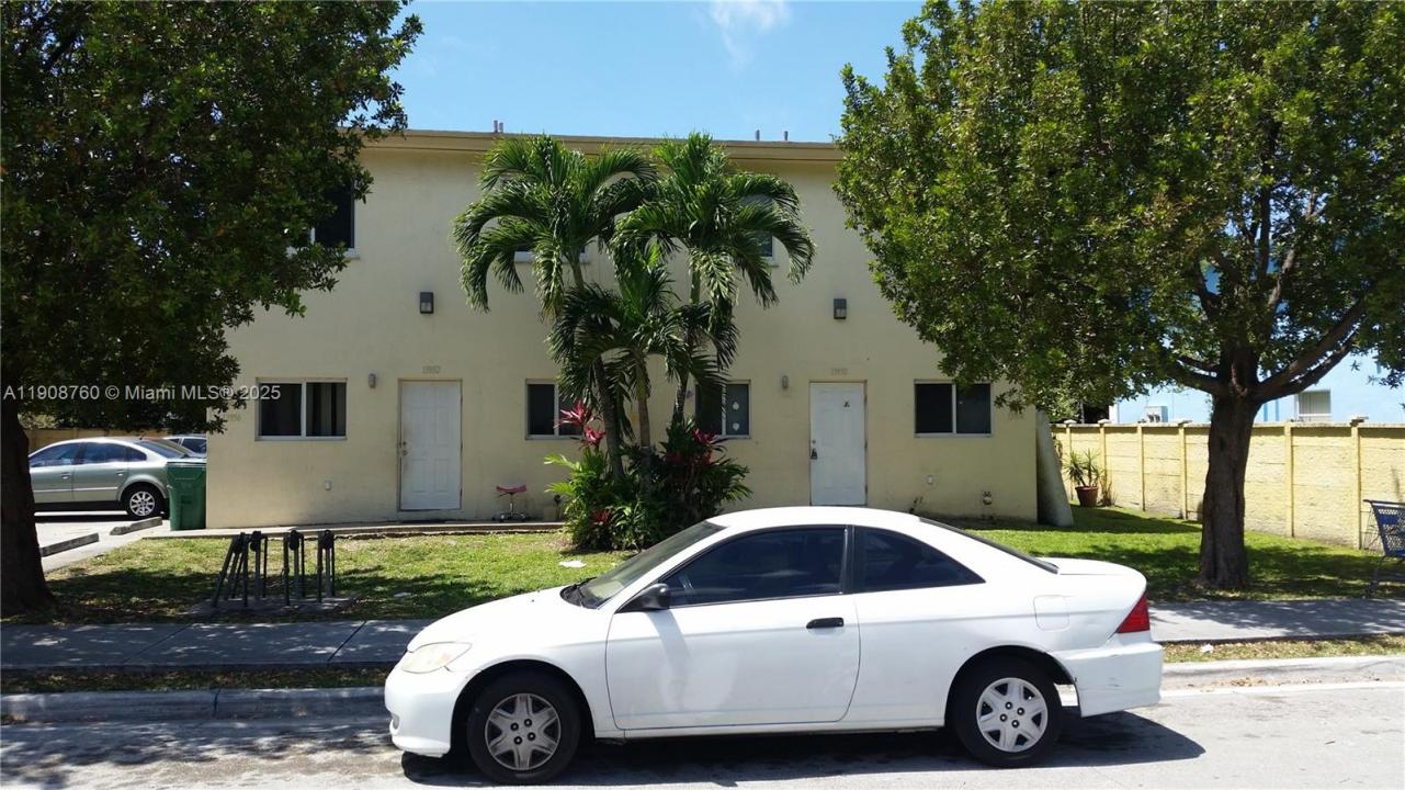 13950 NE 2nd Ave 1A, Miami, Floride 33161, États-Unis