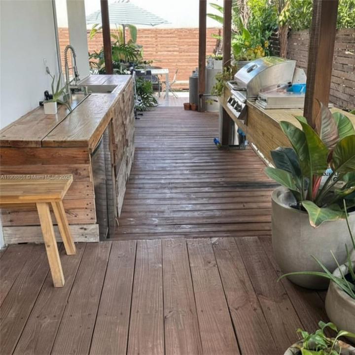 1345 SW 60th Ct, West Miami, Florida 33144, Estados Unidos