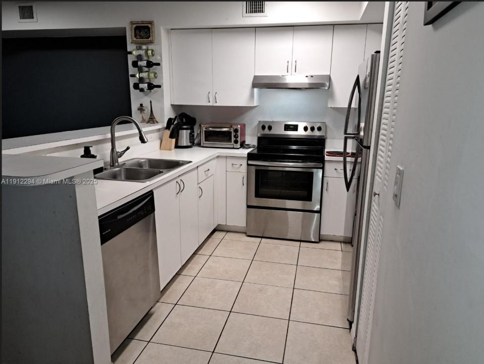 12136 Saint Andrews Pl 205, Miramar, פלורידה 33025, ארצות הברית של אמריקה